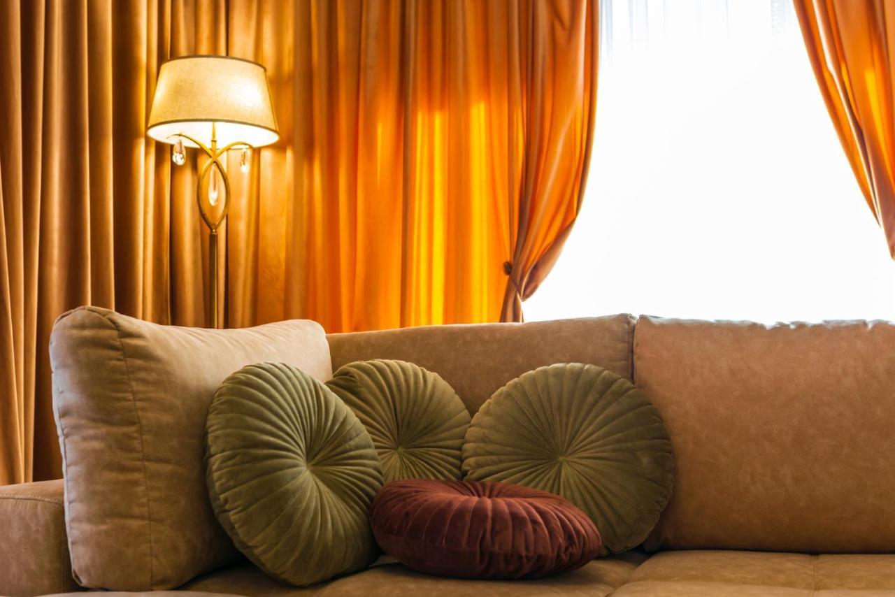 Riverside Hotel 3*
